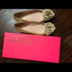 Kate Spade flower nude patent ballet flats